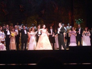 Aufführung von Giacomo Puccinis Oper Madama Butterfly 2010 am Armenischen Nationaltheater unter Alexander Spendiarian (Chaojoker)