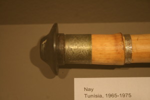 Detail einer Nay, die auch Harris Lambrakis spielt, (Blasinstrument) aus Tunesien (Joan / Propi)