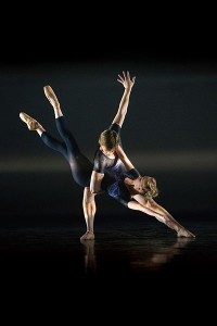 Für das Birmingham Royal Ballett schrieb der Australier Matthew Hindson zwei Ballette (hier das Ballett in Tokyo 2010; Guy Evans).