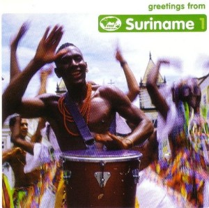 Populärer Vertreter der afrikanisch-karibischen Musik in Suriname: Moksie Patoe (B00KHPCE8Y, 2003).
