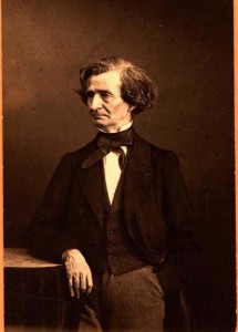Das Werk des seinerzeit exzentrischen und höchst unkonventionellen französischen komponisten Hector Berlioz wurde auch von dem Musikästhetiker W. W. Ambros gewürdigt, dessen musikästhetischem Schaffen ein Projekt an der Münchener Universität gilt (p.d. United States nach einer Fotografie von Nadar, um 1860).