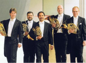 Am 5. Juni 2015 insbesondere in den Forte-Passagen von Sibelius' 7. Symphonie glasklar zu hören: die Hornisten des Philharmonischen Orchesters Erfurt (Lutz Edelhoff).