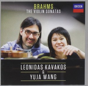 Die Chemie stimmte schon in der Vorbereitung: Leonidas Kavakos und Yuja Wang spielen die Violinsonaten von Johannes Brahms (B00IAD18NM, Decca 2014).