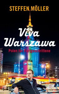 Steffen Möllers neues Buch stellt nicht nur eine amüsante Zeitreiswe mit besinnlichen Momenten dar, sonern ist gleichzeitig eine detailfreudige Hommage an seine neue Heimatstadt (ISBN 978-3890294599, Malik 2015).