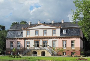 Das Potsdamer Palais Lichtenau steht zum Festival Bonjour Frankreich! für Gäste mit sechs "Pariser Salons" offen (Giorgio Michele, 23.6.2013).