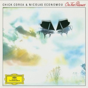 Nicolas Economou wurde auf Tonträgern vor allem wegen dieser Aufnahme mit Chick Corea überall ein Begriff (B006BTF2SY, Deutsche Grammophon).