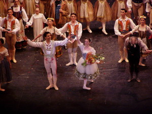 Am Theater Kiel ist Leo Delibes' Ballett 'Coppélia' am 14. und 21. Januar 2017 zu sehen (im Bild eine Aufführung des English National Ballett, scilystuff, 12.3.2008).