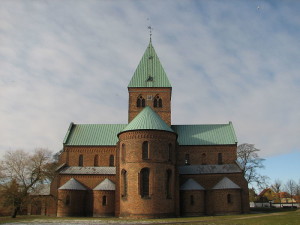 Ein festliches klassisches Neujahrsprogramm bieten die fünf Herren der Royal Danish Brass am 2. Januar 2017 in der Sankt-Bendts-Kirche im dänischen Ringsted (15.2.2012, Robert de Jong, CC-Liz.).