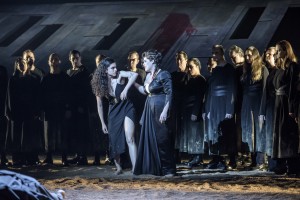 Katja Bildt als Deianeira (Lutz Edelhoff; Theater Erfurt)