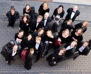 Seit seiner Gründung 1994 hat das Christophorus-Kammerorchester "gut lachen": Dank seines Einsatzes hat litauische Musik nun eine Chance, auch international größere Aufmerksamkeit zu finden (A-1526840-1362174622-2372, Abr. 22.9.2017).