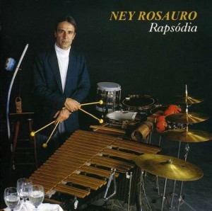 Meister diversen Schlagwerks: Ney Rosauro auf seinem Album 'Rapsódia' von 2007 (B00111KYG2, CD Baby - Indys)